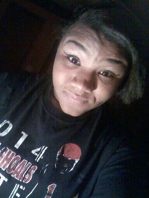 I'm Royuana i love art and sports i have 2 sisters and 1 brother so yeaa