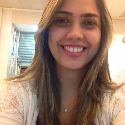 Não basta sonhar. Você tem que realizar. Não basta falar. Você tem que agir. Não basta querer. Você tem que merecer.