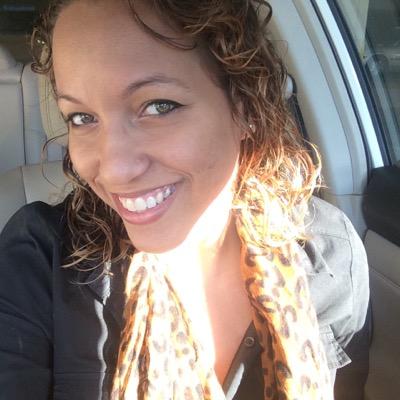 27. Libra. Dominicana. Sexy. LCSW. There are several things you can not take from me no matter how hard you try, darling.

 Instagram: missbelledr
