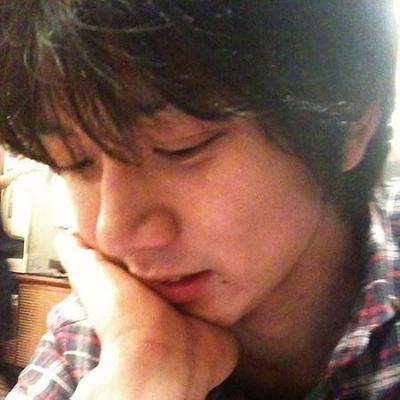 Kazu On Twitter 心理テスト 指を組む 次に腕を組む 左右どちらが上かで分かる 右親指 右腕 論理的に考え文章等で伝える 右親指 左腕 論理的に考え映像等で感覚的に伝える 左親指 左腕 直感的に考え絵画等で感覚的に伝える 左親指 右腕 直感的