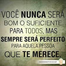 você nunca sabe a força  que tem. Até que a sua única alternativa é ser forte .