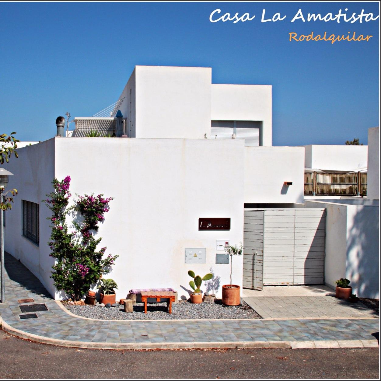 Casa rural ubicada en pleno corazón del Parque Natural Cabo de Gata-Níjar. Lugar de auténtico relax.