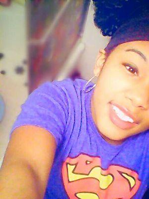 KiK NAME:takeiagotswagg INSTAGRAM:TAKEIASWAGGERROBINSON   
VINE:TAKEIA
