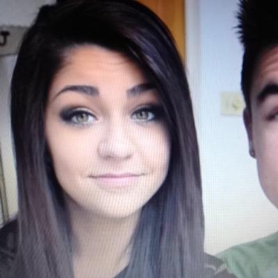 14 year old unsigned singer/in love with @andrearussett swear like she's a godess&we have alot in common were both italian&extremely random