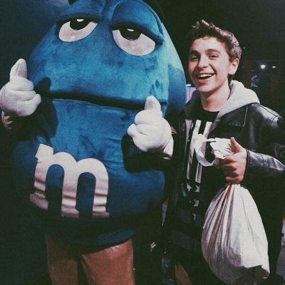 FREE FOLLOW FROM @mendesbieb