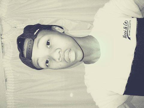 An unsigned teen vocalist, model and actor...#BdcmgGang