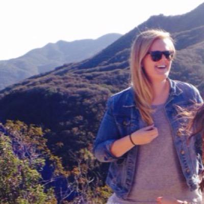 AllisonGoldapp's profile picture. Living off of Diet Coke and sunshine.