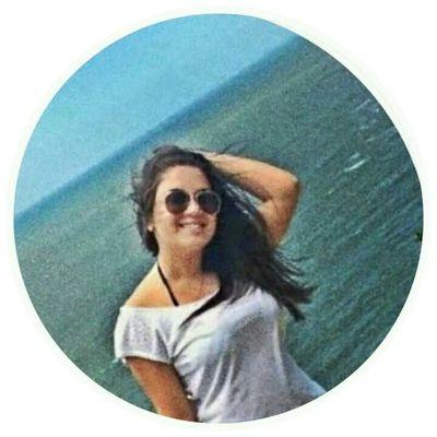 Cometo erros, sou fora do controle e difícil de lidar. Mas se não sabe lidar com o meu pior, não merece o meu melhor.