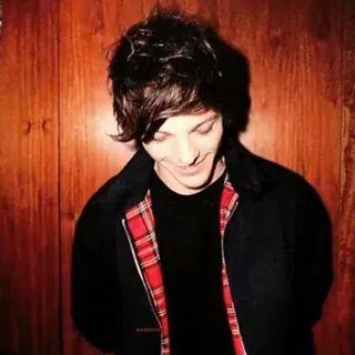 Directioner :')
Follow Me