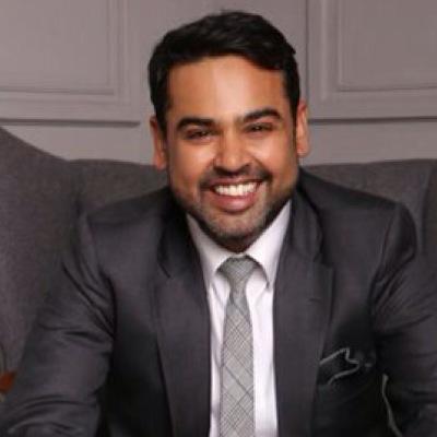 Car Designer, Vehicle Architect, Brand Strategist & Auto Industry Analyst