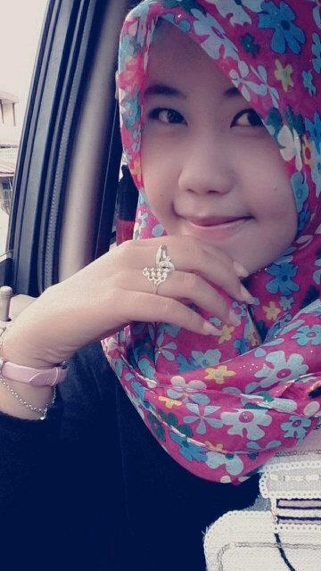 Putri Prilla | 10 April 1998 | Ig :: Utipink_prilla | Line :: Utipinkprilla