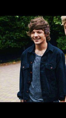 Live life for the moment because everything else is uncertain!!!!!-Louis Tomlinson ♥Directioner for life♥ NEVER/5 :(