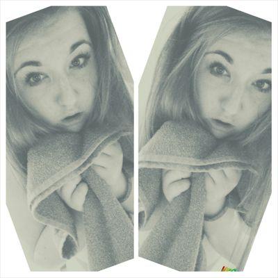 Life is like a roller coaster ♡ it has its ups and downs but it's your choice whether you scream or enjoy the ride ☆☆