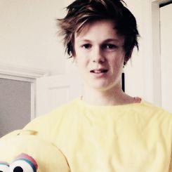 ArtlessGaiety's profile picture. ❝I don't sing in the shower, I perform.❞ / Son of Aphrodite. [#PercyJackson]