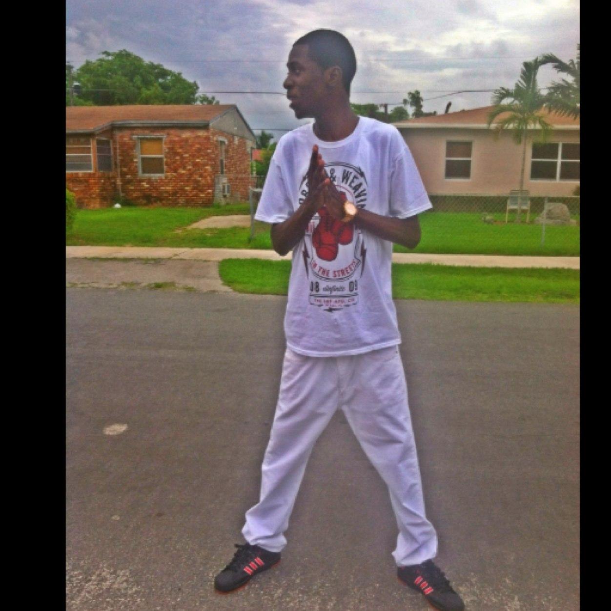 I make my Own Drugs ion need no Plug