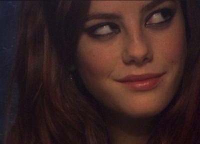 Everyone liked it better when I didn't talk. Best friend: @EmmaChota2 |#RBS/AU. Literate. Unclaimed. Mature Content.|