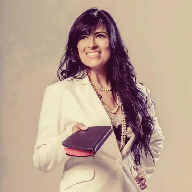 Este Twitter e Dedicado Como Muito amor e Carinho a Pastora Fernanda Brum sou Intercessora da Fernanda @PraFeBrum @MinProfetizando (Diga não a Idolatria)