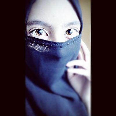 IqafaraHanaL7's profile picture. D's