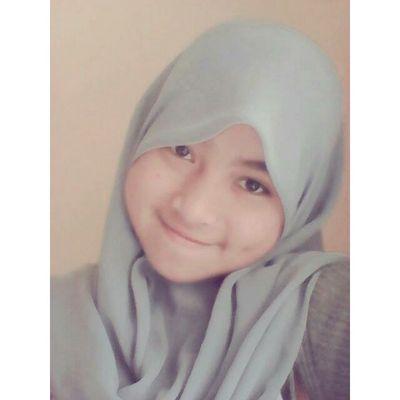 Diam bukan berarti kalah,senyum bukan berarti beharap,ingat ALLAH selalu melihat apa yang umatnya lakukan.:)