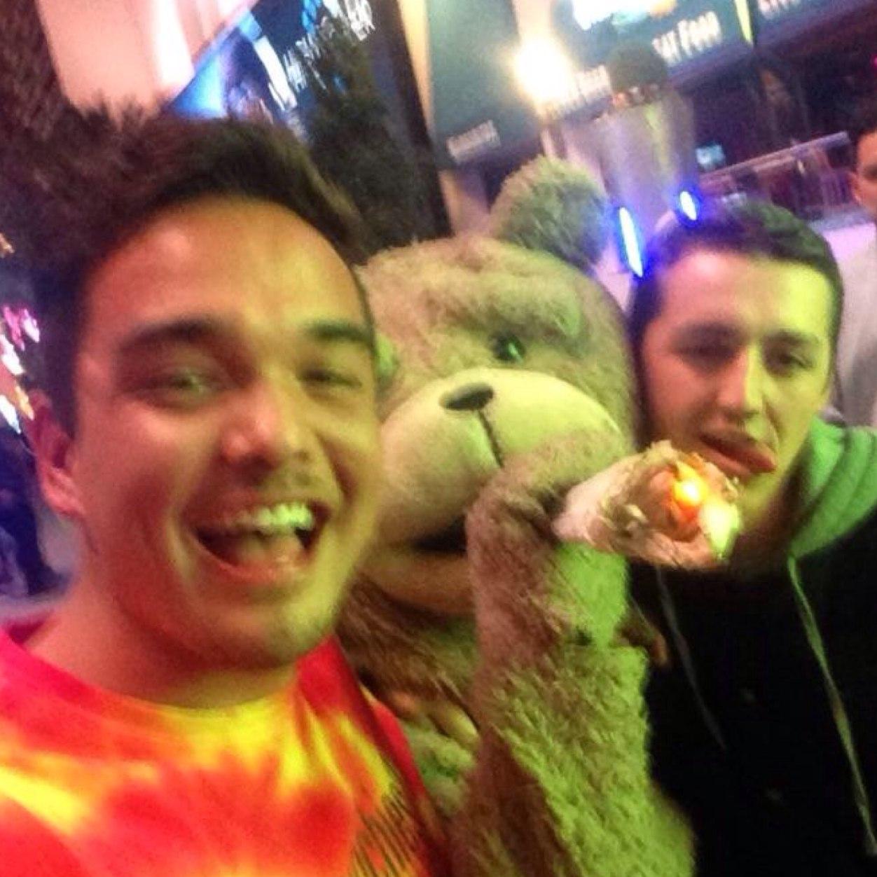 watwutwut's profile picture. 