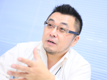 佐渡島出身。観光再生のプロフェッショナル。Emotional Value Marketing 【感情価値向上のマーケティング活動】創始者。 地域経済再活性化の施策としてナイトタイムエコノミーを推進する。