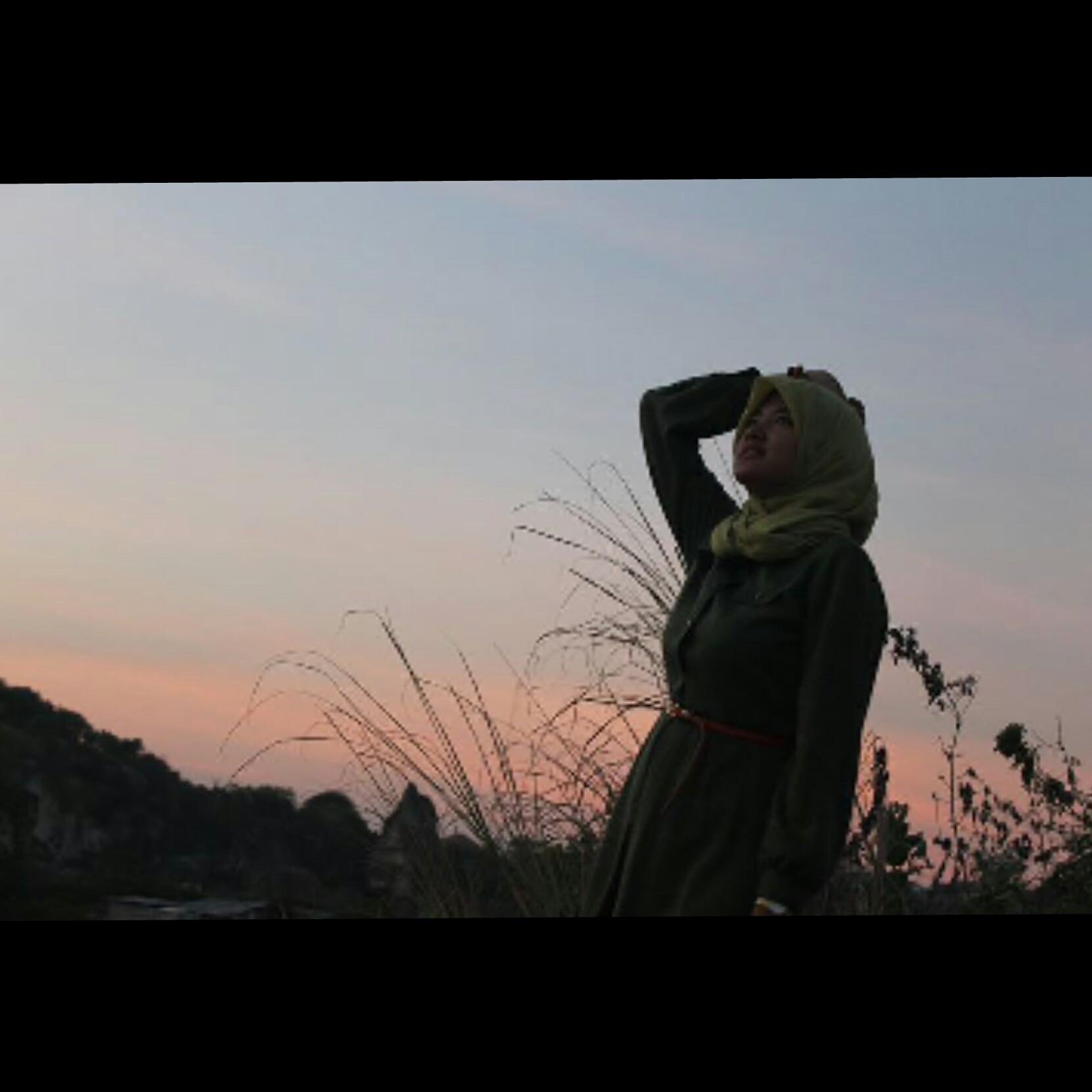 chy_nta_mi's profile picture. Take action with your shoes.. email: candy_blur@yahoo.com