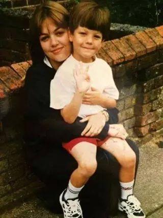 Sra: Styles Bieber