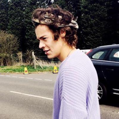 FREE FOLLOW FROM @louistomm0 and @homesweetharry7 - no need to follow back here // follow @louistomm0 to reach my goal of 3k, i follow back 1D fan accounts