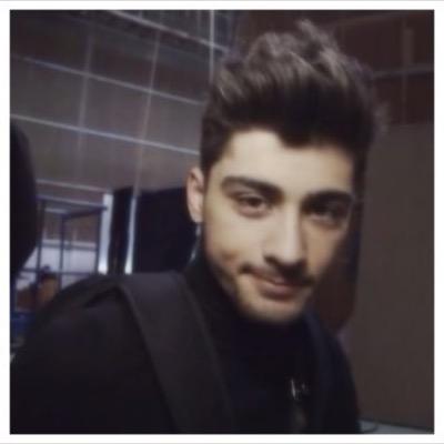 please follow @laurenftnjh