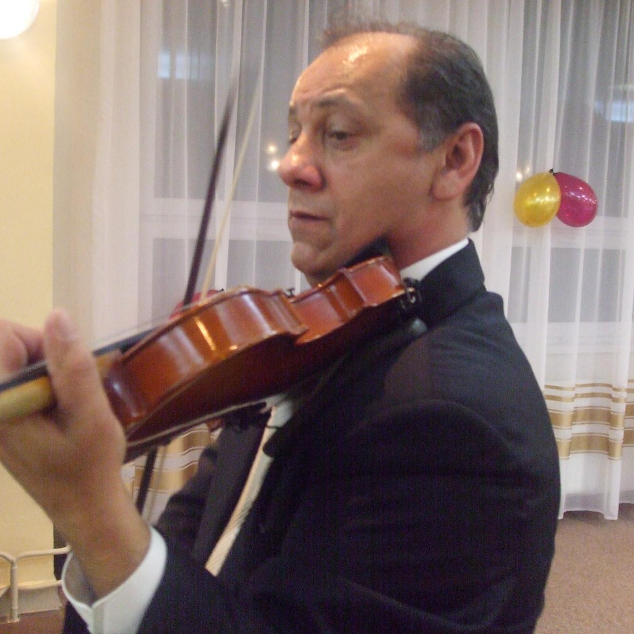 11Stano's profile picture. 