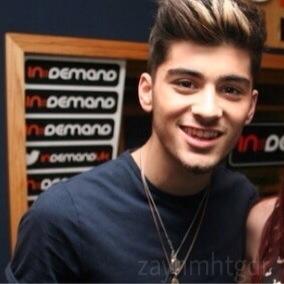 sono un normale 22enne

-manhattan