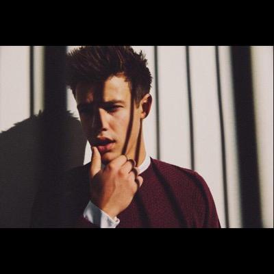 @camerondallas & pizza | please follow me cam ily