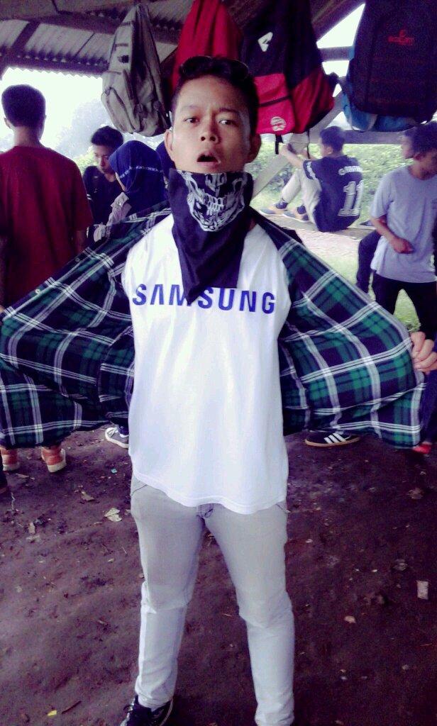 ● IG: @Singgih097 || ● http://t.co/eqy3RY04rC || ● Line ID: Singgihnft