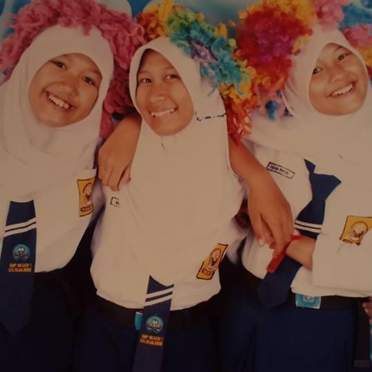 enjoy your life , NO matter how haed it. may seem, when life gives U a thousand reasons to cry,, Suow the woeld U have a milion reasons to SMILE :)
