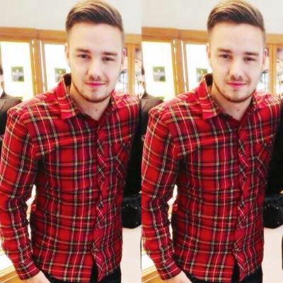 EggplcntEmoji's profile picture. not really spider man so. this is awkward.