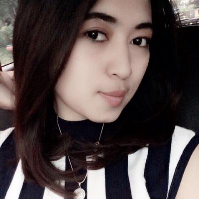 dwifebryy04's profile picture. Be my self be the best what to do because no bodies perfect, ikhtiar and pray always to do, bcs what? I want happy ending in my story ❤