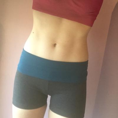 71.2 kg 09/13 Aujourd'hui 54kg pour 1m72, objectif atteint!