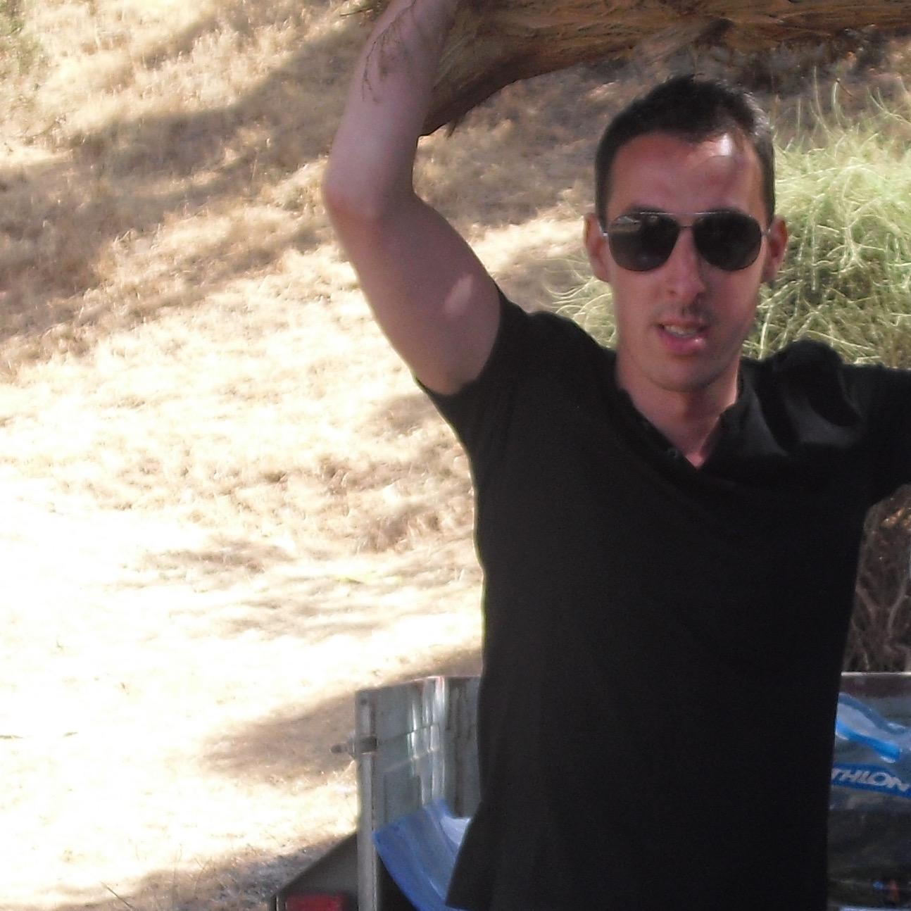 Tw_MMD's profile picture. Vous voulez changer le monde ? Commencez par changer de mentalité