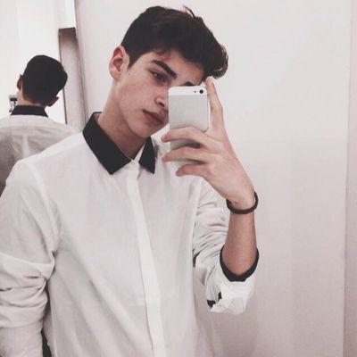 Proposito para 2015 : Poder ver en mi cuenta manu rios te sigue❤