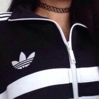 icutestcalum's profile picture. en vrai j'aime pas calum