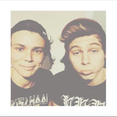 AimeeJeni's profile picture. 