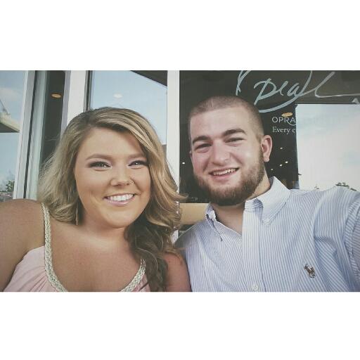 Strong_Southern_Republican

I Love My Country, I Love My Guns,And I Love My Family                         @paigeynicolette has my heart