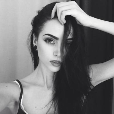 i'm fucked in the head and my mind is turning into a whore