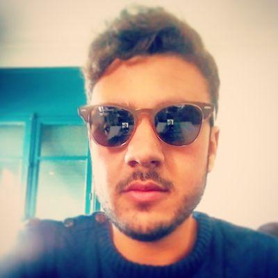 J'ai commencé à te hair au moment tu m'as obligé à te désirer