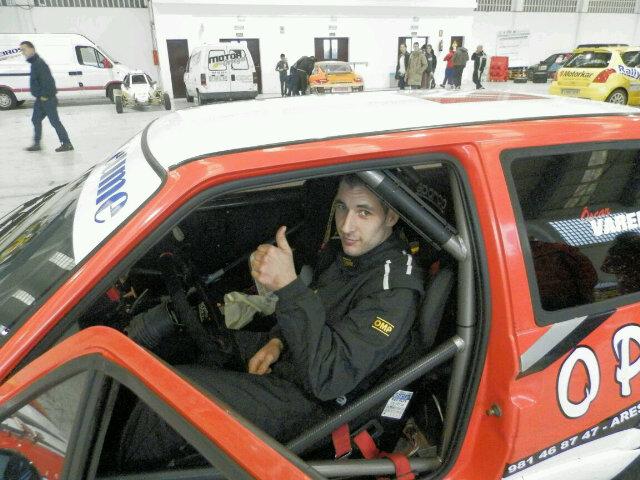 Enamorado de los rallies desde 1991, proyecto semi-avanzado de mecánico y esporádicamente volantista aficionado que invierte el 90% de su vida en su pasión.