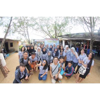 We are GUEST! Glory Unbeaten Educated Social Three✌️. Since July 15th, 2013 - end. Bu Khauliyah!