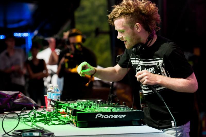 enanojv7's profile picture. Musica electronica es mi pasion, disfruto el Dubstep y ver jugar al Fasito...