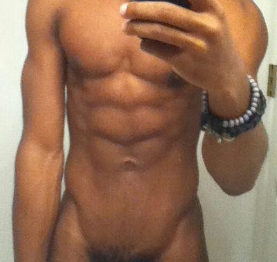 Jkvnn_'s profile picture. goon. b8. hmu for tele or snap. dms open.