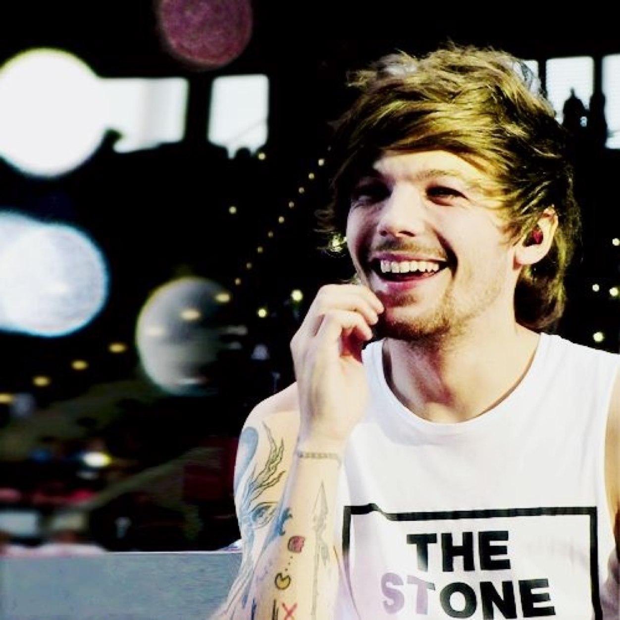 ❤️08/05/14, WWAT❤️ One Direction • 5SOS Brasil_JF