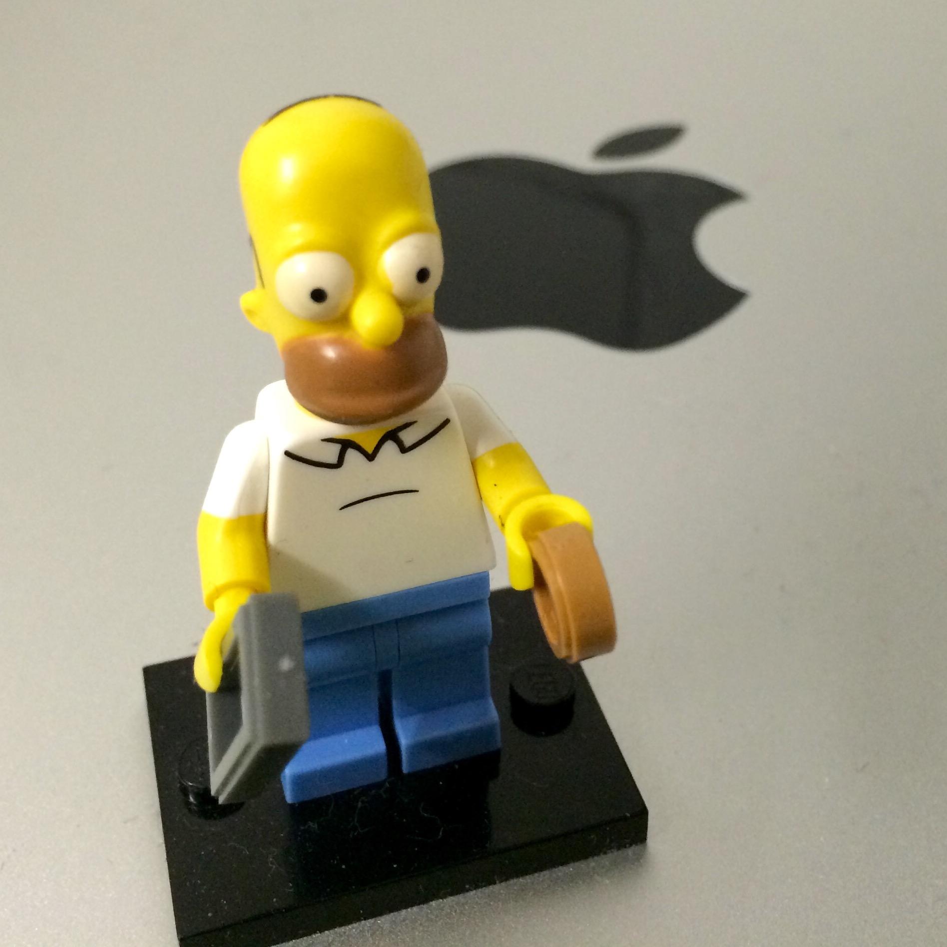 Storyteller, #LEGO-addicted.
Father of 3 Girls Main Account @pokipsie

inquirys directly to redaktion@pokipsie.ch --- Instagram @pokipsieBrick
